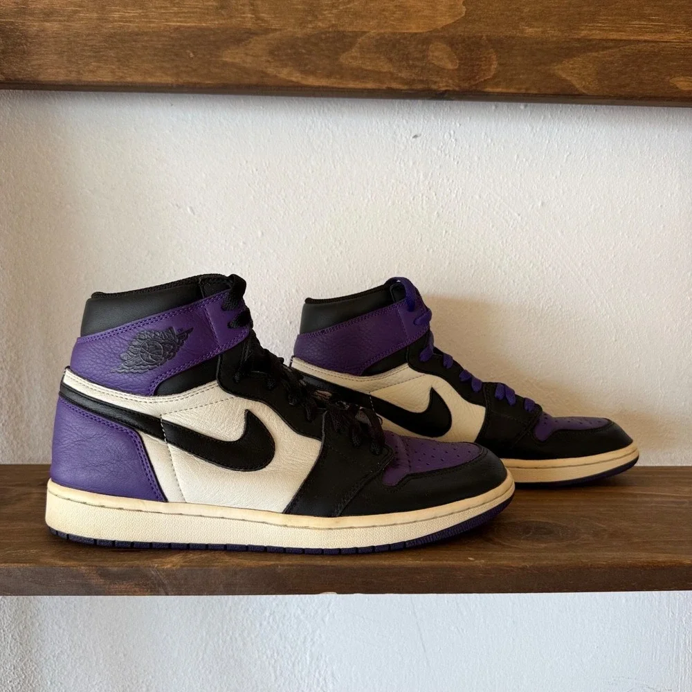 Nike Air Jordan 1 Retro High OG Court Purple Sneakers Mens Size 10 555088-501